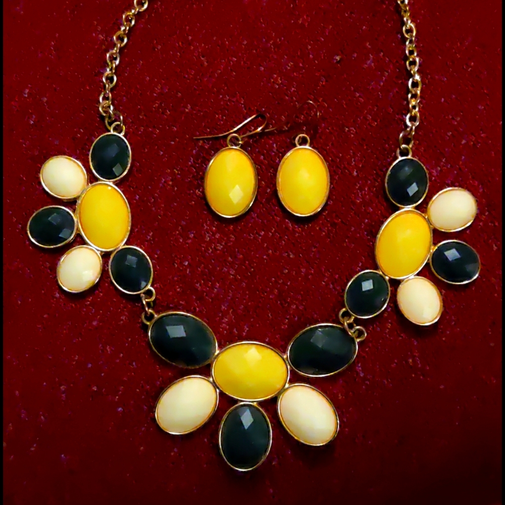Earrings and Necklace Set